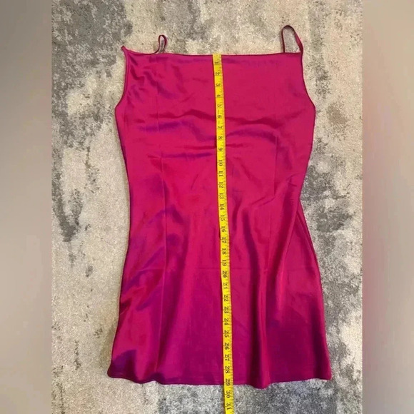 Women’s Raspberry Forever 21 Dress - Picture 7 of 7